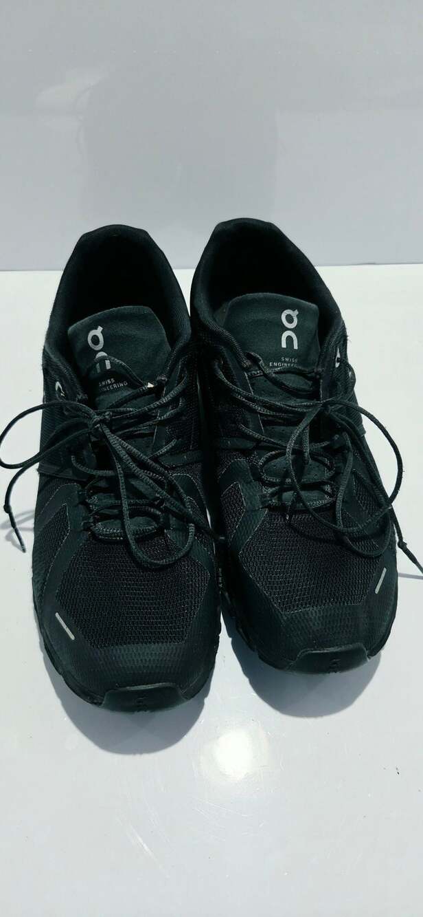 On Cloud 5 All Black Running Shoes